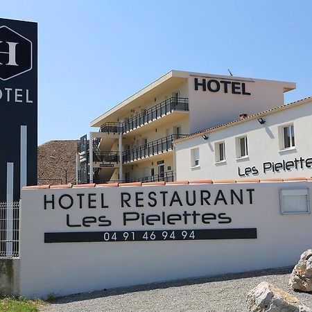 Hotel Restaurant Les Pielettes Le Rove Exterior foto